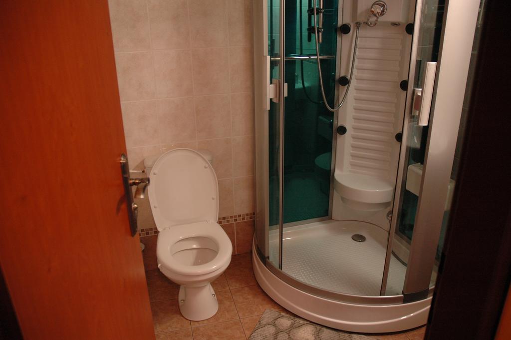 Privát Nováč Apartman Nové Město nad Metují Szoba fotó