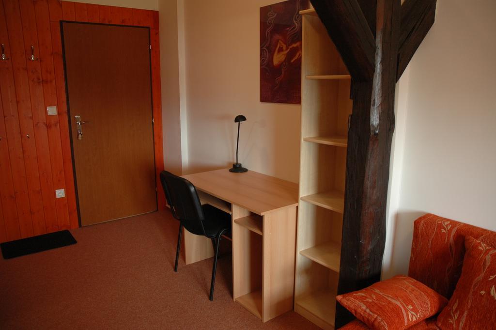 Privát Nováč Apartman Nové Město nad Metují Szoba fotó