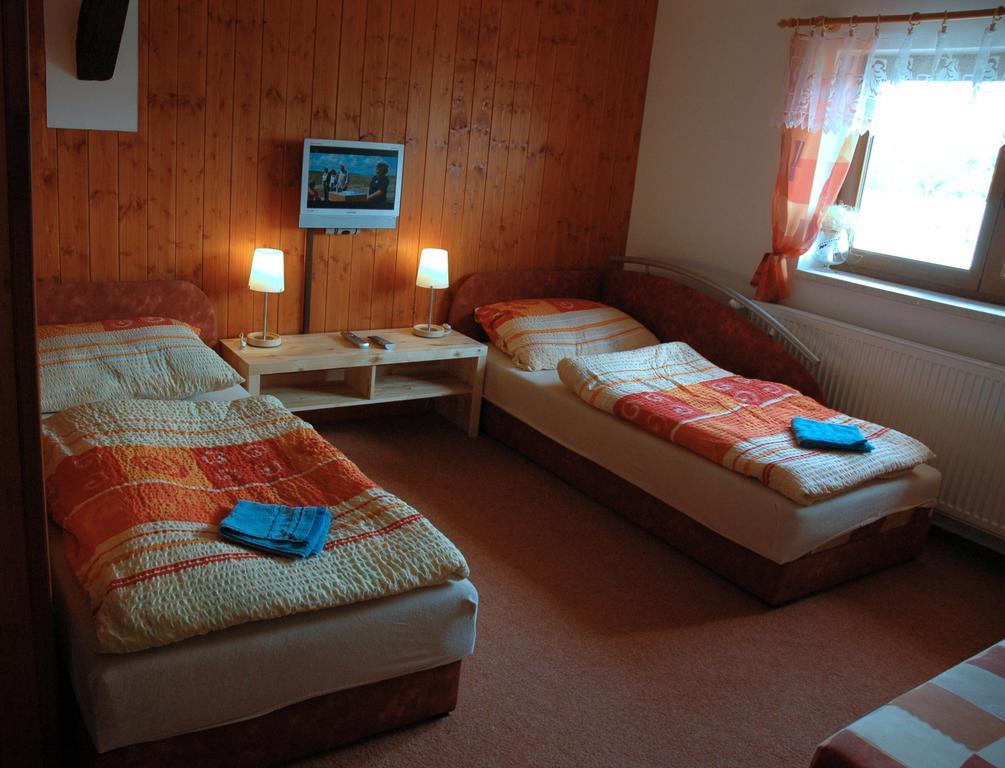 Privát Nováč Apartman Nové Město nad Metují Szoba fotó